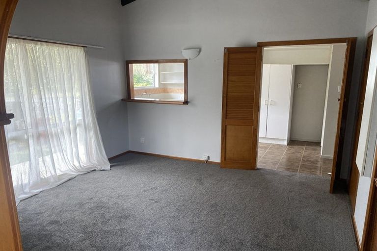 Photo of property in 52 California Drive, Totara Park, Upper Hutt, 5018
