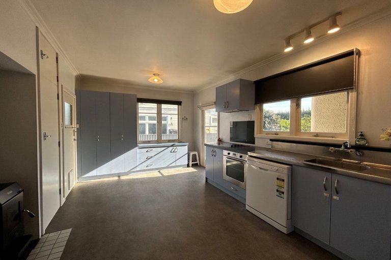 Photo of property in 413 Collinge Road, Mayfair, Hastings, 4122