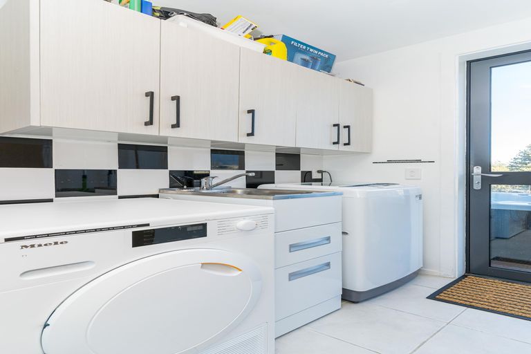 Photo of property in 76 Ohau Drive, Lake Ohau, Twizel, 9412