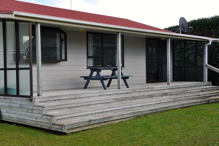 Photo of property in 14 Hereford Place, Waihi Beach, 3611