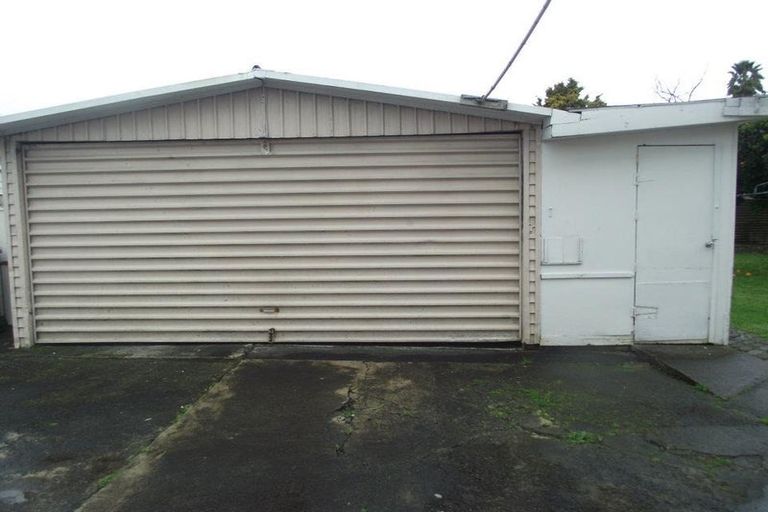 Photo of property in 44 Edinburgh Avenue, Rosehill, Papakura, 2113