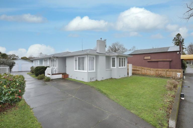 Photo of property in 1/115 Victoria Avenue, Hokowhitu, Palmerston North, 4410