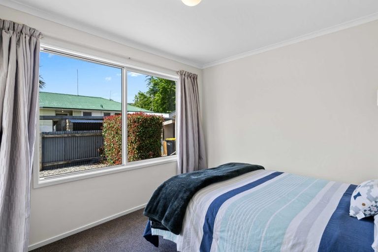 Photo of property in 42 Newburn Street, Waikaia, 9778