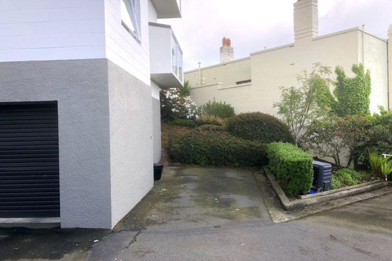 Photo of property in Cargill Court, 2/27 Arthur Street, Dunedin Central, Dunedin, 9016