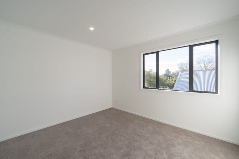 Photo of property in 2/4 Marama Street, Frankton, Hamilton, 3204