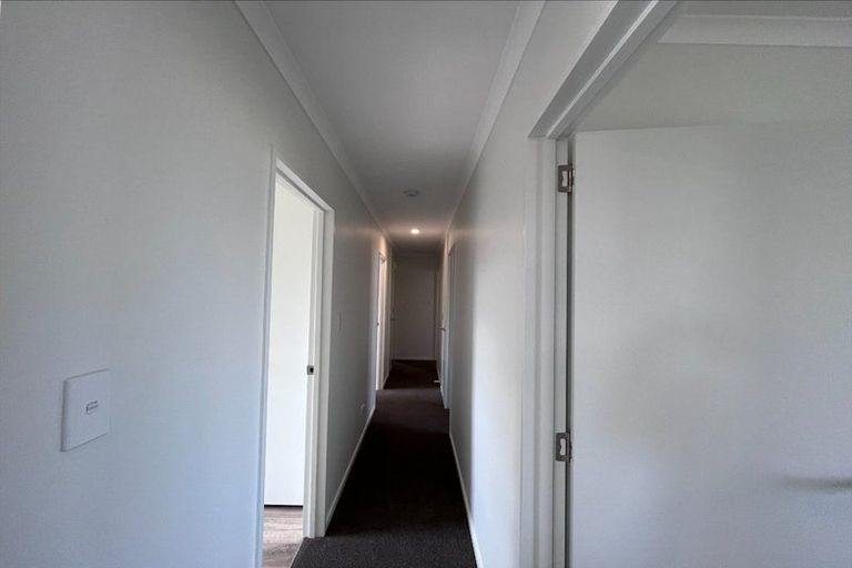 Photo of property in 43 Beeston Crescent, Manurewa, Auckland, 2102