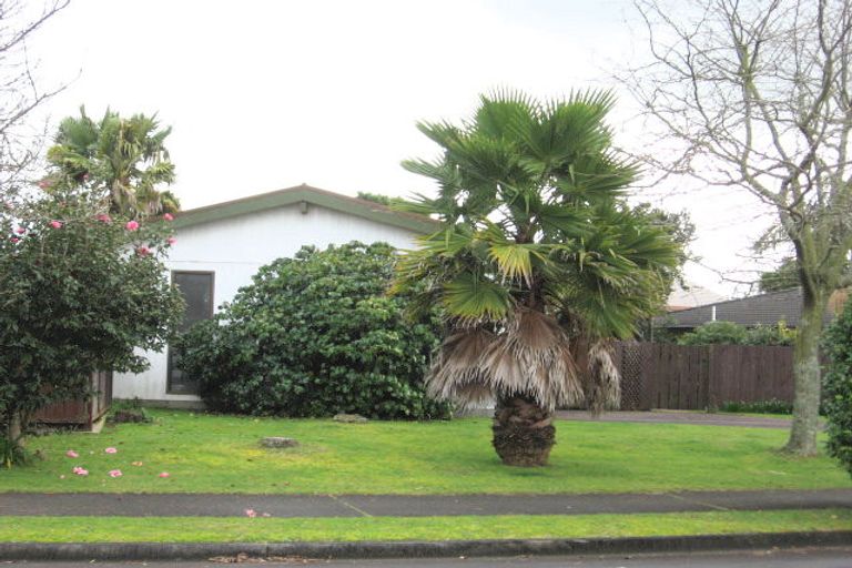 Photo of property in 16 Wilencote Place, Pahurehure, Papakura, 2113