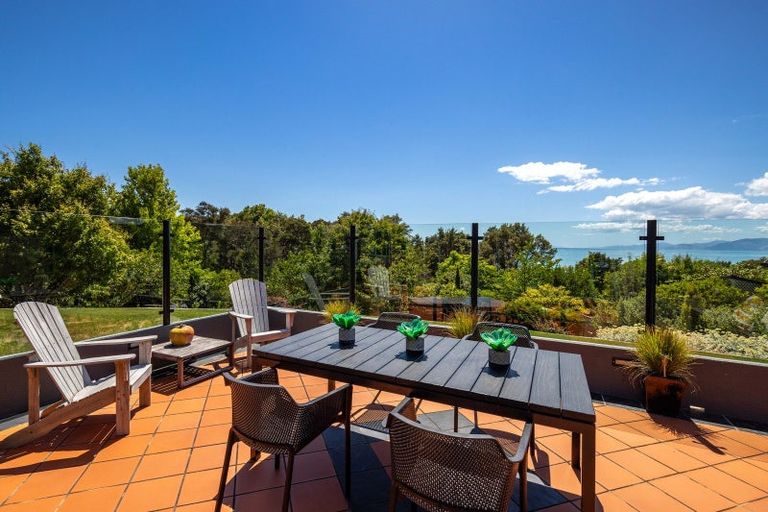 Photo of property in 15 Van Beek Place, Ruby Bay, Mapua, 7005