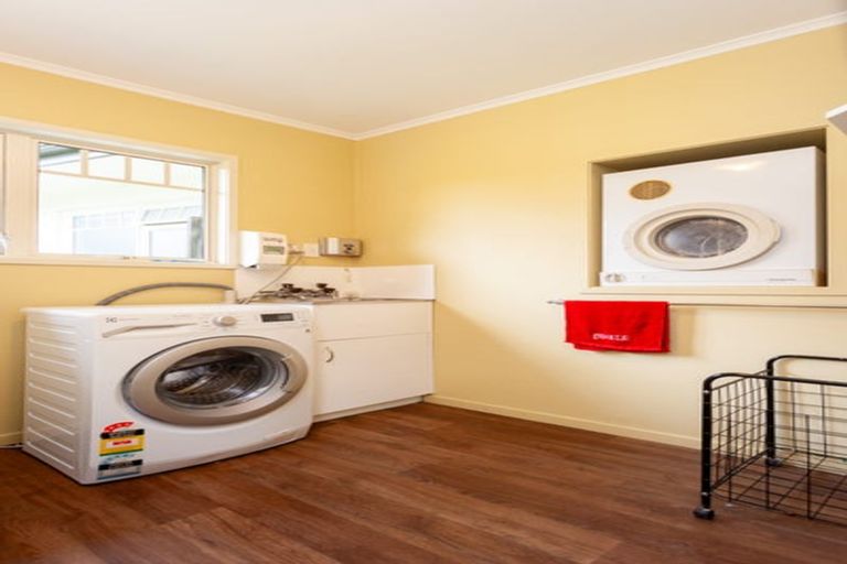 Photo of property in 206 Thornton Road, Cambridge, 3434