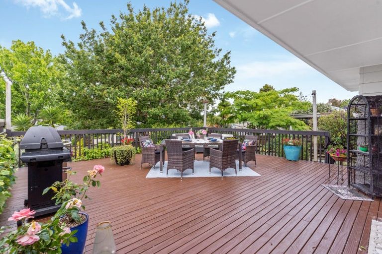 Photo of property in 1/33 O'donn Avenue, Beach Haven, Auckland, 0626