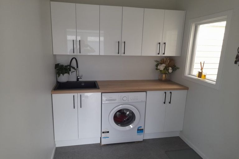 Photo of property in 1 Sumner Street, Spreydon, Christchurch, 8024