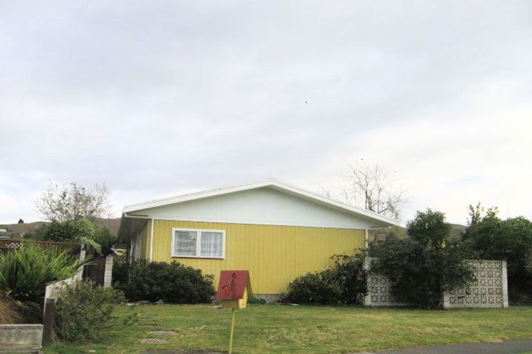 Photo of property in 52 Trigg Crescent, Taradale, Napier, 4112