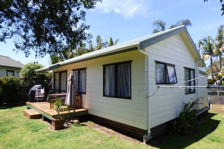 Photo of property in 2/17 Lanark Road, Kerikeri, 0230