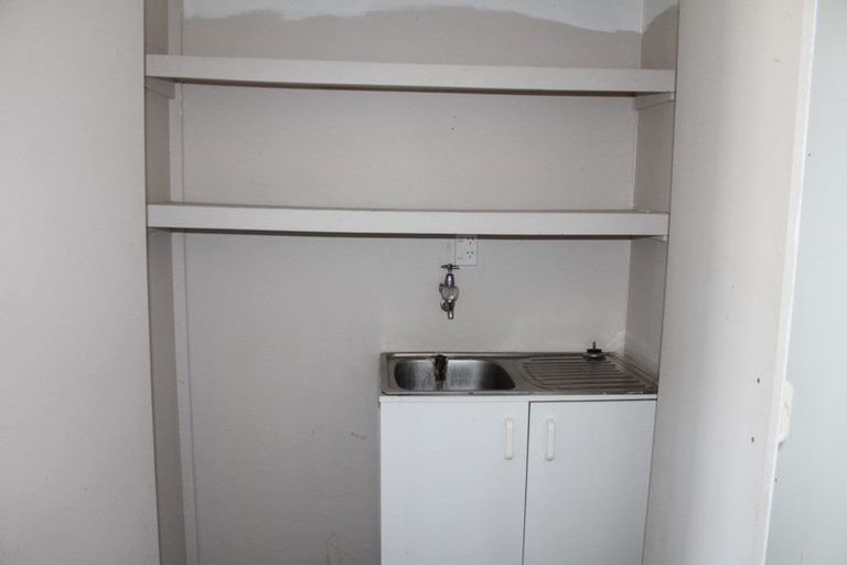 Photo of property in 4/29 Main Road, Tawa, Wellington, 5028