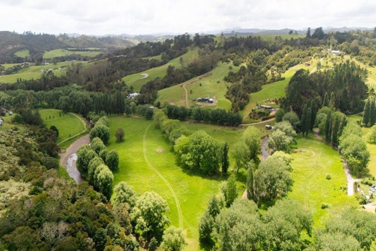 Photo of property in 48 Doel Road, Kawakawa, 0282