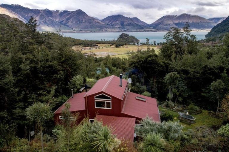 Photo of property in 17 Tall Tree Lane, Mount Creighton, Queenstown, 9371
