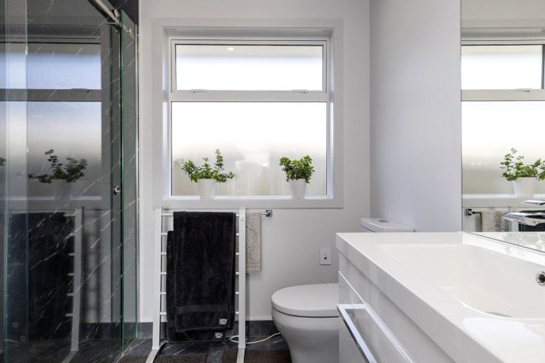 Photo of property in 22 Harakeke Drive, Wharewaka, Taupo, 3330