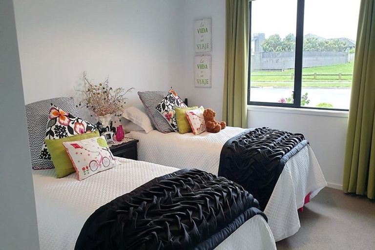 Photo of property in 61 Links Drive, Waiwhakaiho, New Plymouth, 4312