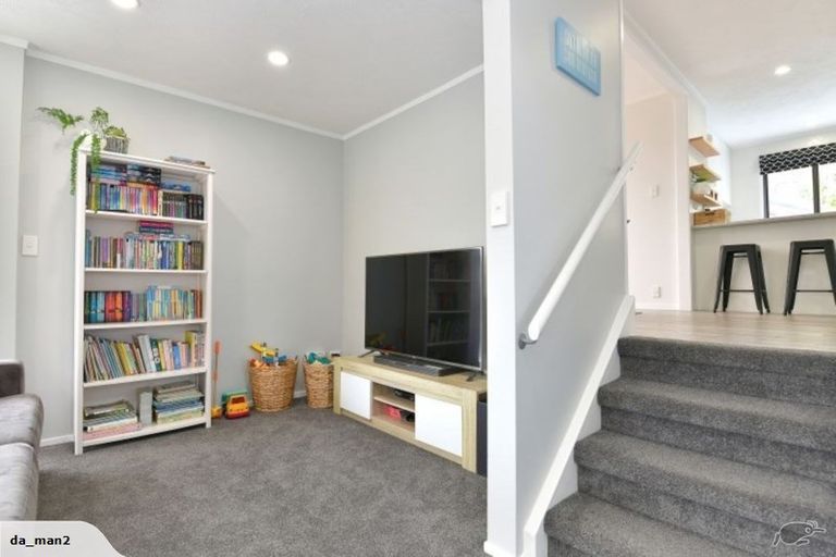 Photo of property in 1/14 Arkles Strand, Arkles Bay, Whangaparaoa, 0932