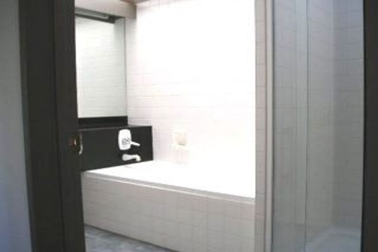 Photo of property in 21a Wairakei Road, Bryndwr, Christchurch, 8052