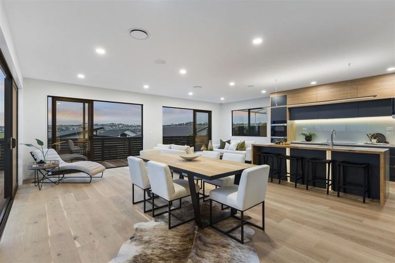 Photo of property in 9 Hopetea Street, Long Bay, Auckland, 0630