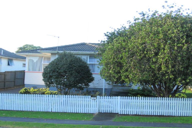 Photo of property in 18 Zelda Avenue, Clover Park, Auckland, 2023