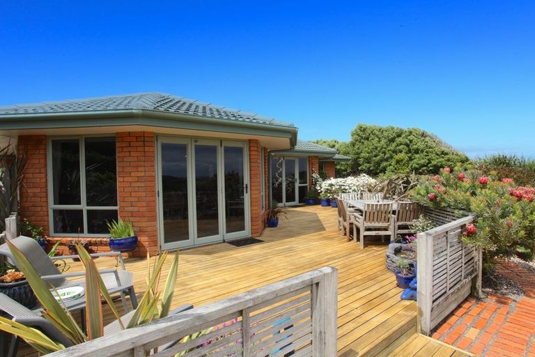 Photo of property in 112c Newton Road, Raglan, Te Mata, 3894