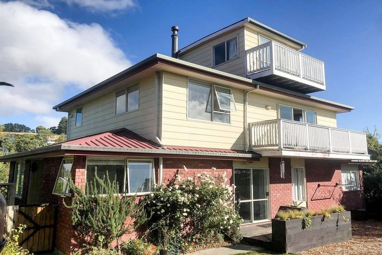 Photo of property in 4 Tau Crescent, Diamond Harbour, 8972