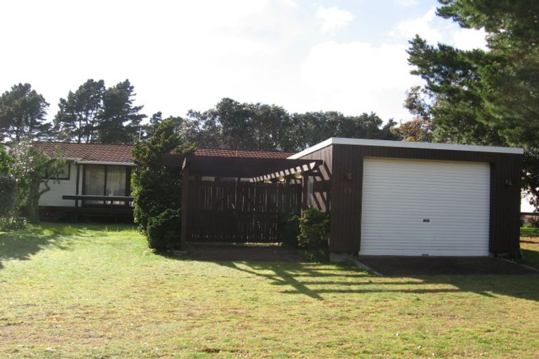 Photo of property in 13 Courtney Place, Pauanui, Hikuai, 3579