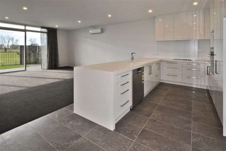 Photo of property in 4b Batchelor Place, Kaiapoi, 7630