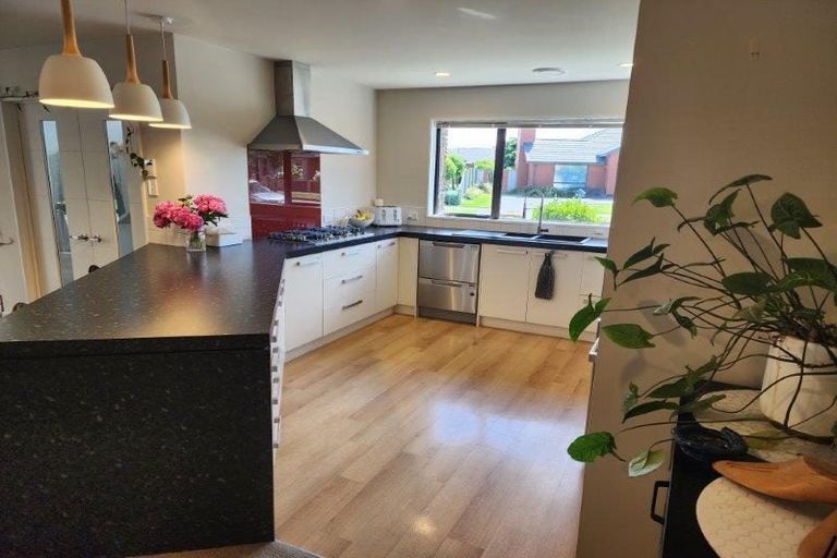 Photo of property in 9 Burbank Drive, Aidanfield, Christchurch, 8025