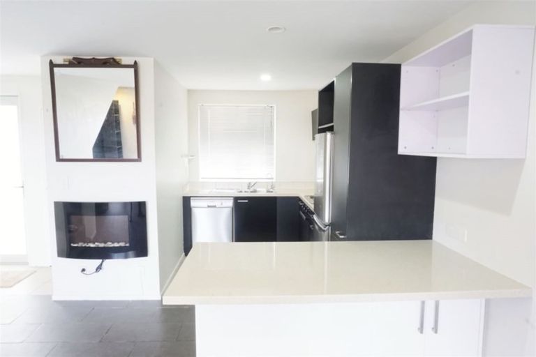 Photo of property in 99 Albionvale Road, Glen Eden, Auckland, 0602