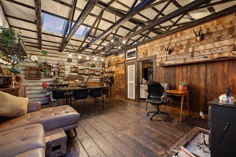 Photo of property in 157 Kent Street, Kingston, Athol, 9793