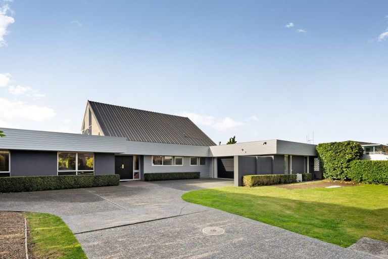 Photo of property in 10 Wilfred Street, St Andrews, Hamilton, 3200