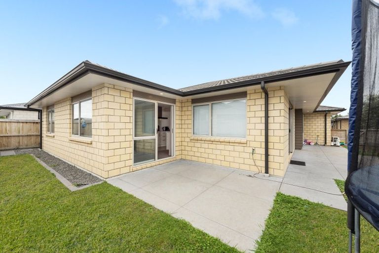 Photo of property in 6 Teachers Court, Papamoa Beach, Papamoa, 3118