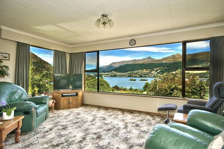 Photo of property in 42 Boyes Crescent, Frankton, Queenstown, 9300