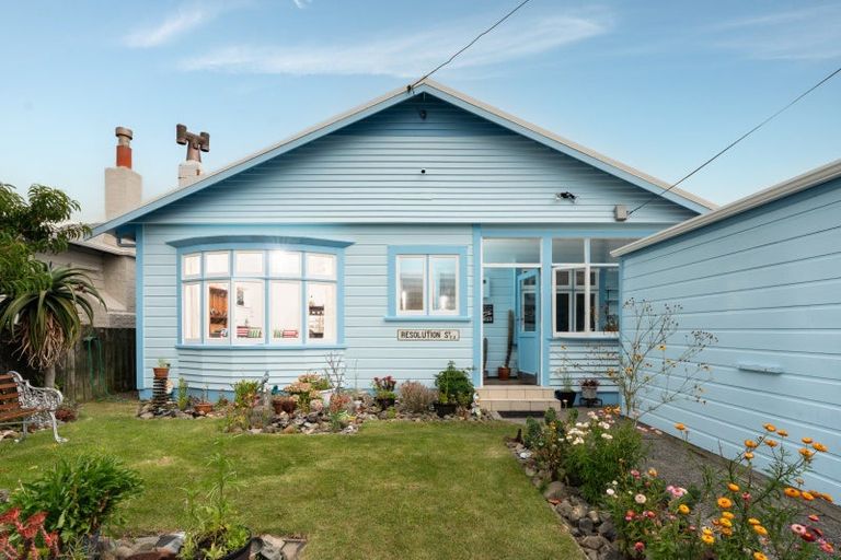Photo of property in 26 Resolution Street, Lyall Bay, Wellington, 6022