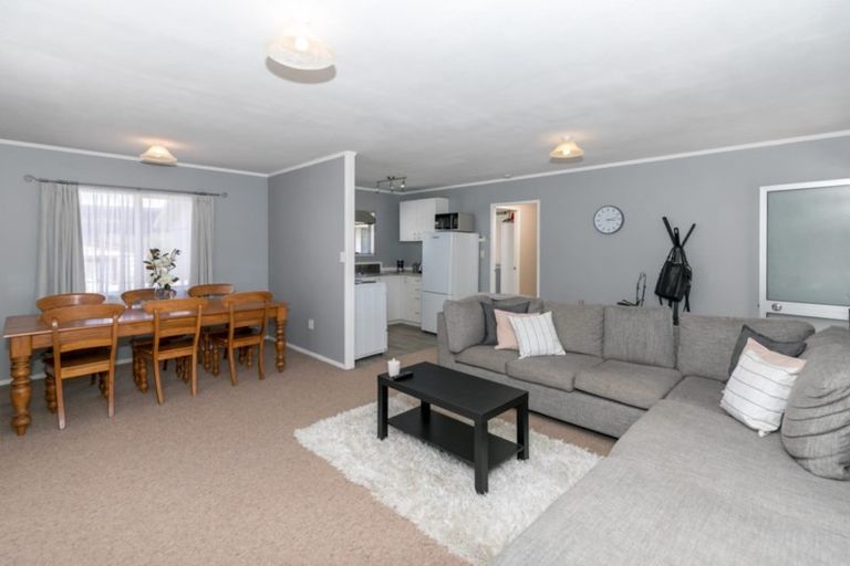 Photo of property in 86a Kahikatea Drive, Melville, Hamilton, 3206