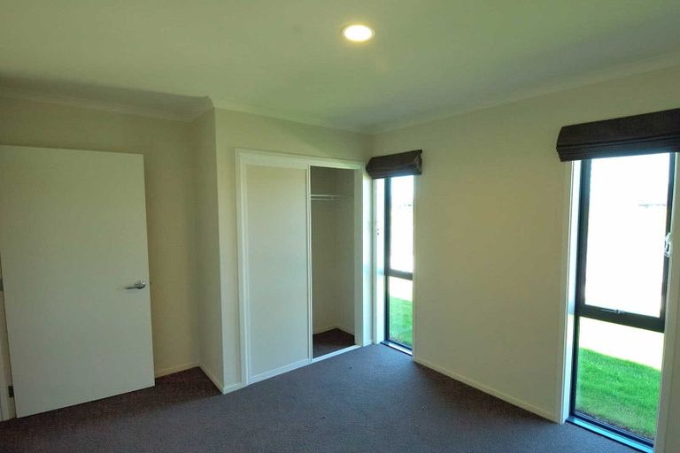 Photo of property in 32 Hodgkinson Road, Pegasus, 7612
