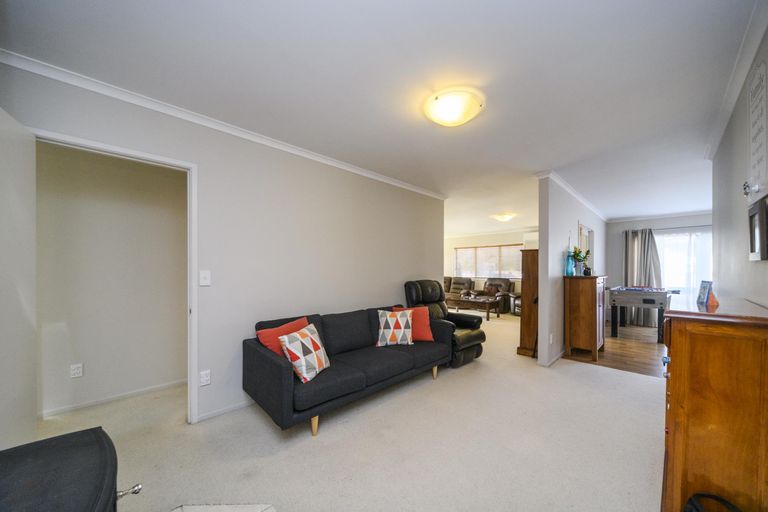 Photo of property in 93 Parnell Heights, Kelvin Grove, Palmerston North, 4414