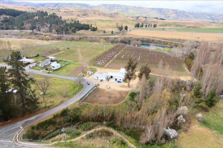 Photo of property in 8 Tamblyn Drive, Lake Roxburgh Village, Roxburgh, 9571