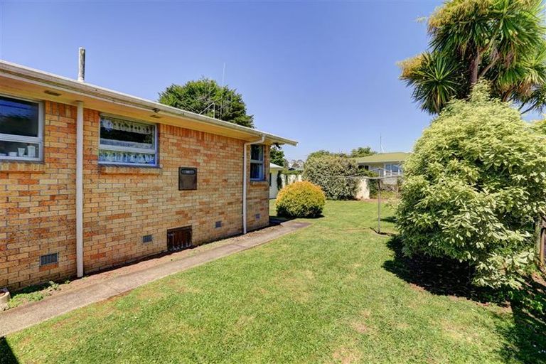 Photo of property in 24b Lewis Street, Glenview, Hamilton, 3206