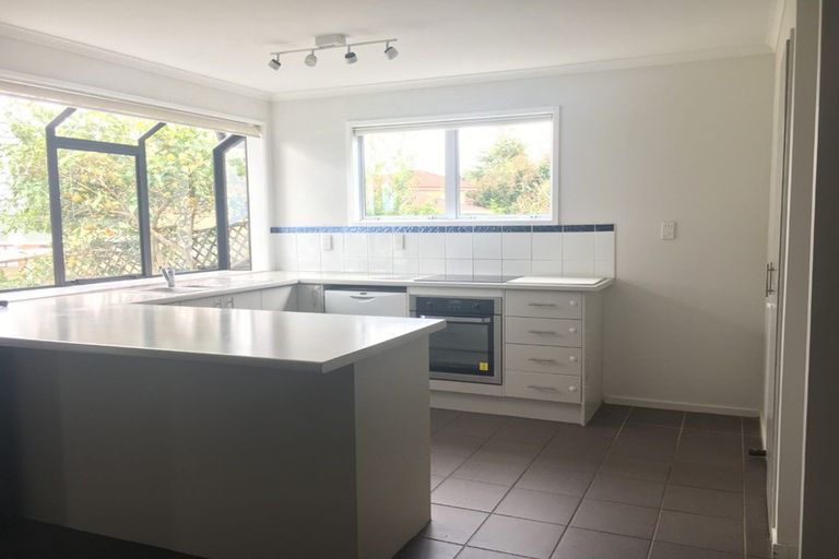 Photo of property in 2/248 Sturges Road, Henderson, Auckland, 0612