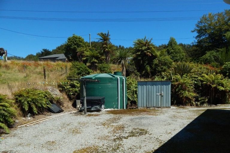 Photo of property in 2 Back Creek Road, Ruatapu, Hokitika, 7883