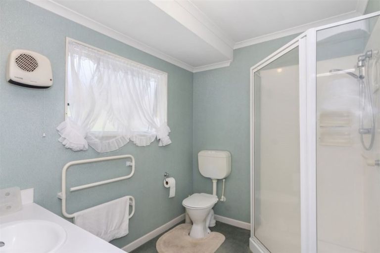 Photo of property in 1 Ryegrass Dell, Welcome Bay, Tauranga, 3112