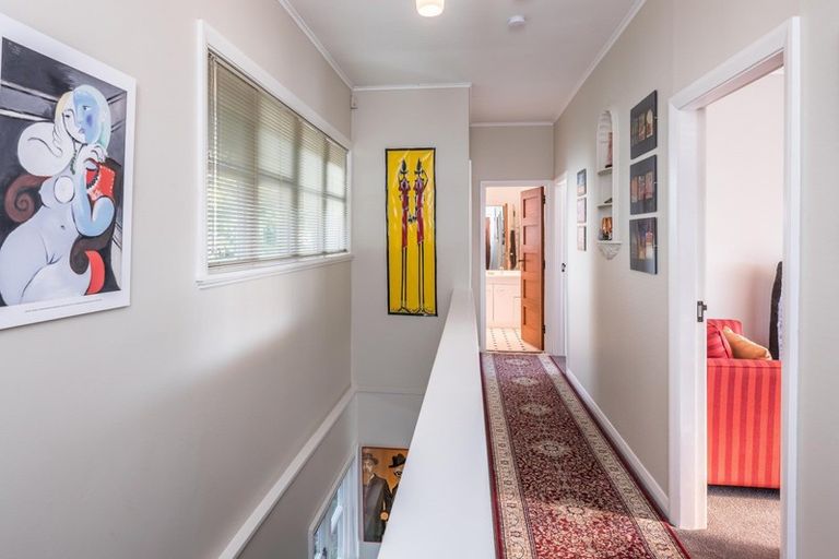 Photo of property in 57 Kinghorne Street, Strathmore Park, Wellington, 6022