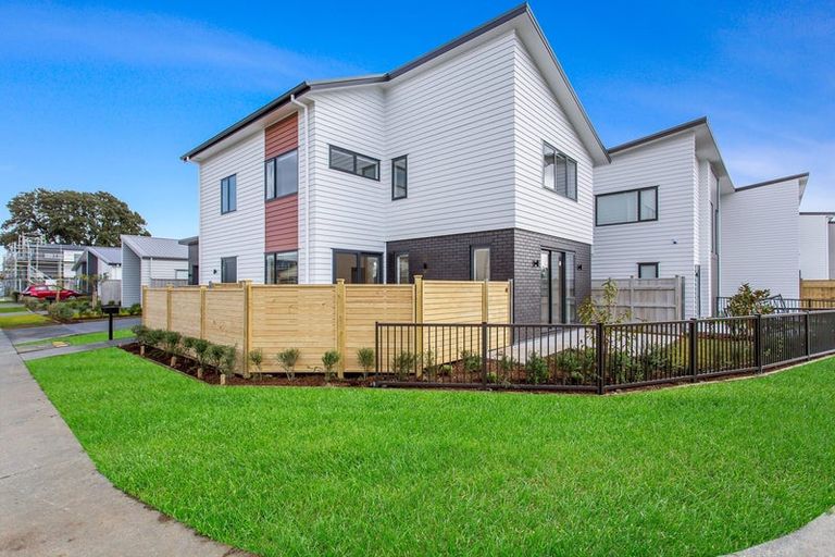 Photo of property in 35 Adlam Lane, Takanini, 2112