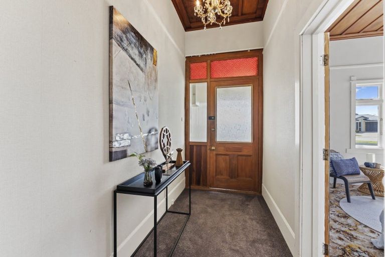 Photo of property in 68 East Street, Feilding, 4702