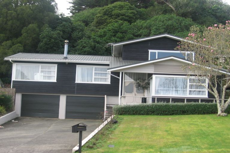 Photo of property in 46 Gibbs Crescent, Red Hill, Papakura, 2110