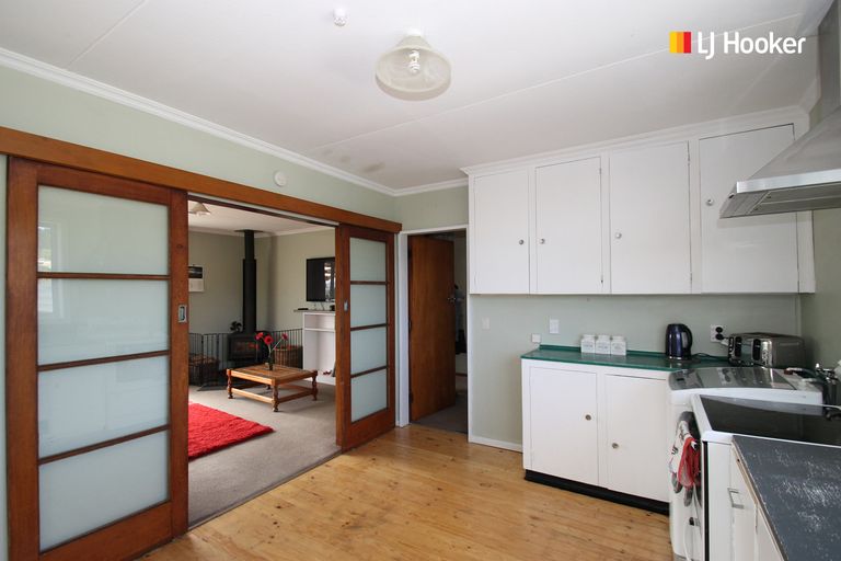 Photo of property in 11 Westland Street, Green Island, Dunedin, 9018